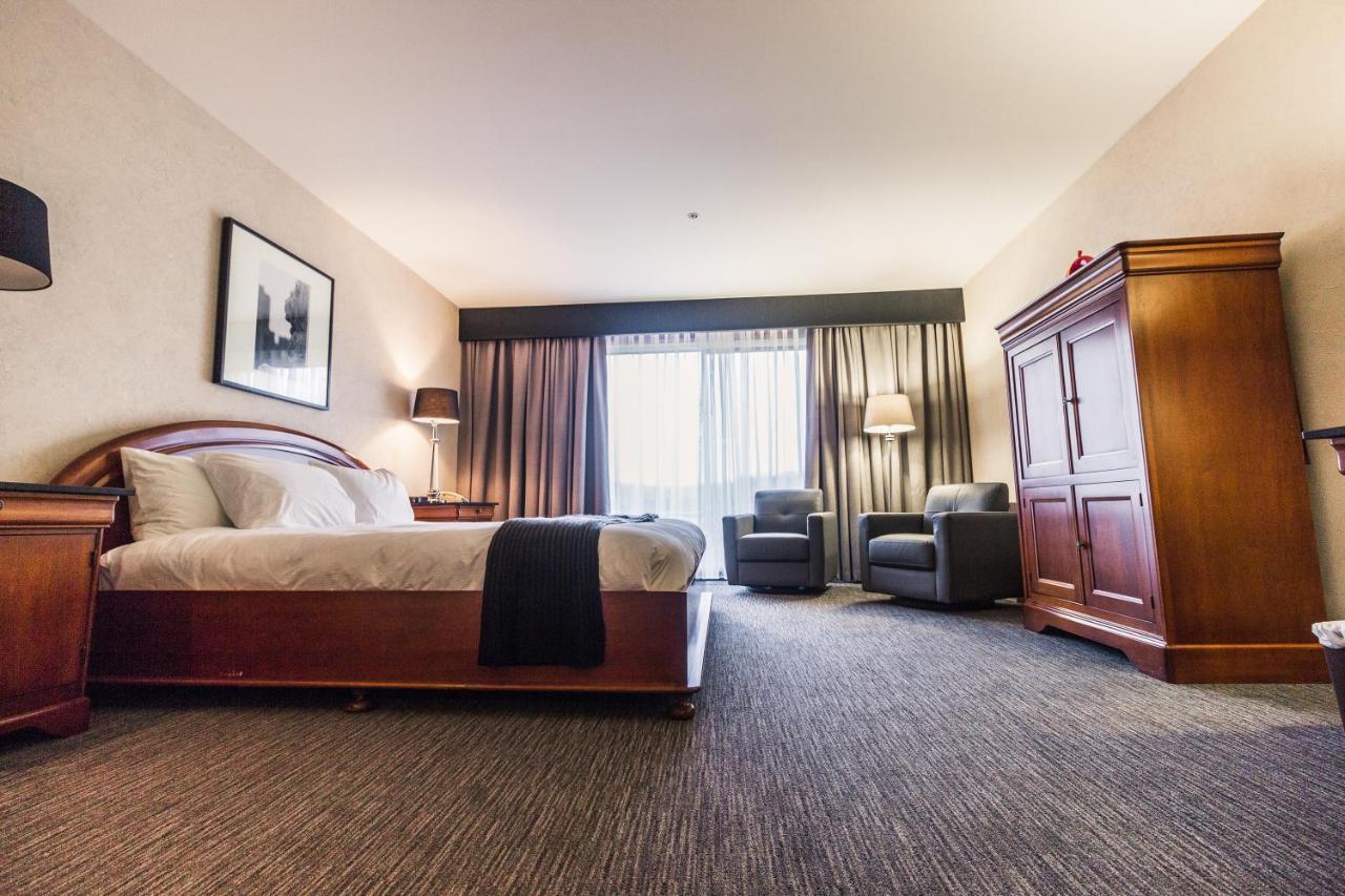 Hotel Et Centre De Villegiature Lac Carling Grenville-Sur-La-Rouge 外观 照片
