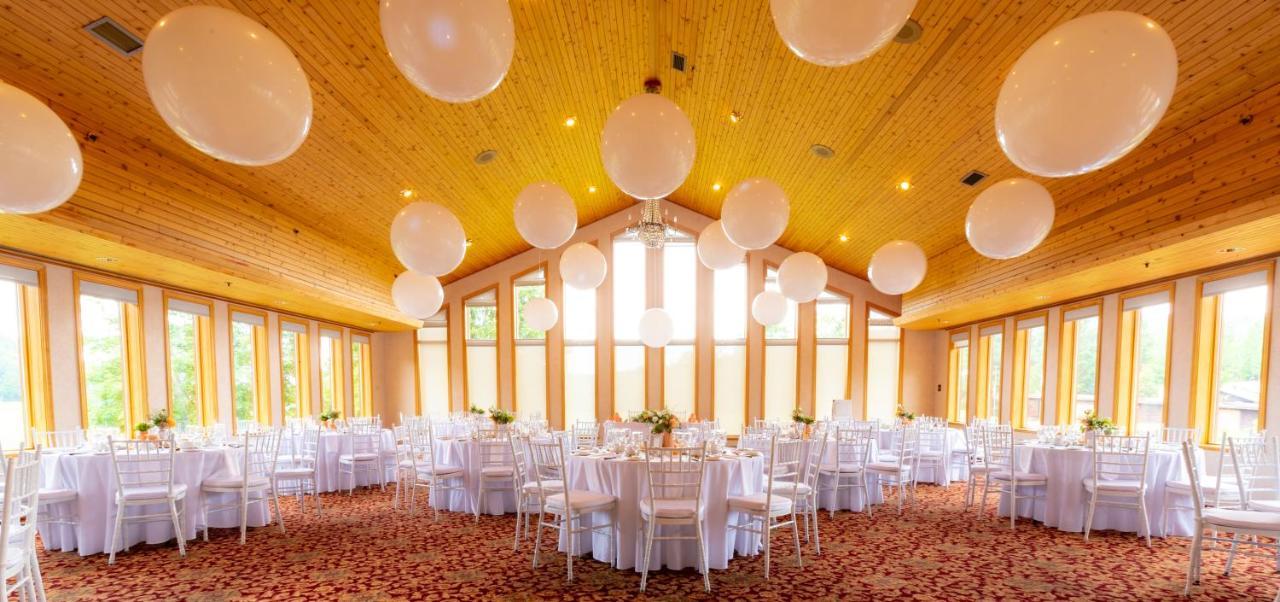 Hotel Et Centre De Villegiature Lac Carling Grenville-Sur-La-Rouge 外观 照片