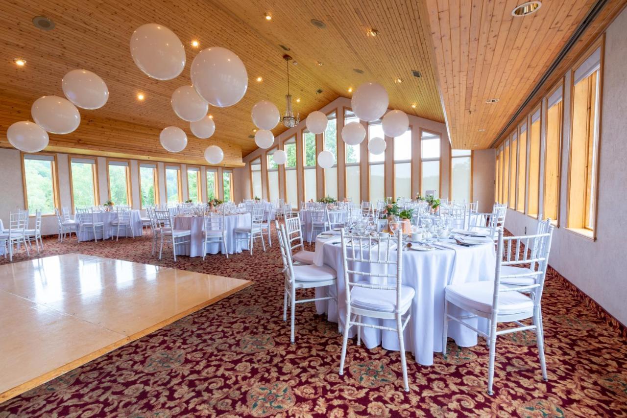 Hotel Et Centre De Villegiature Lac Carling Grenville-Sur-La-Rouge 外观 照片